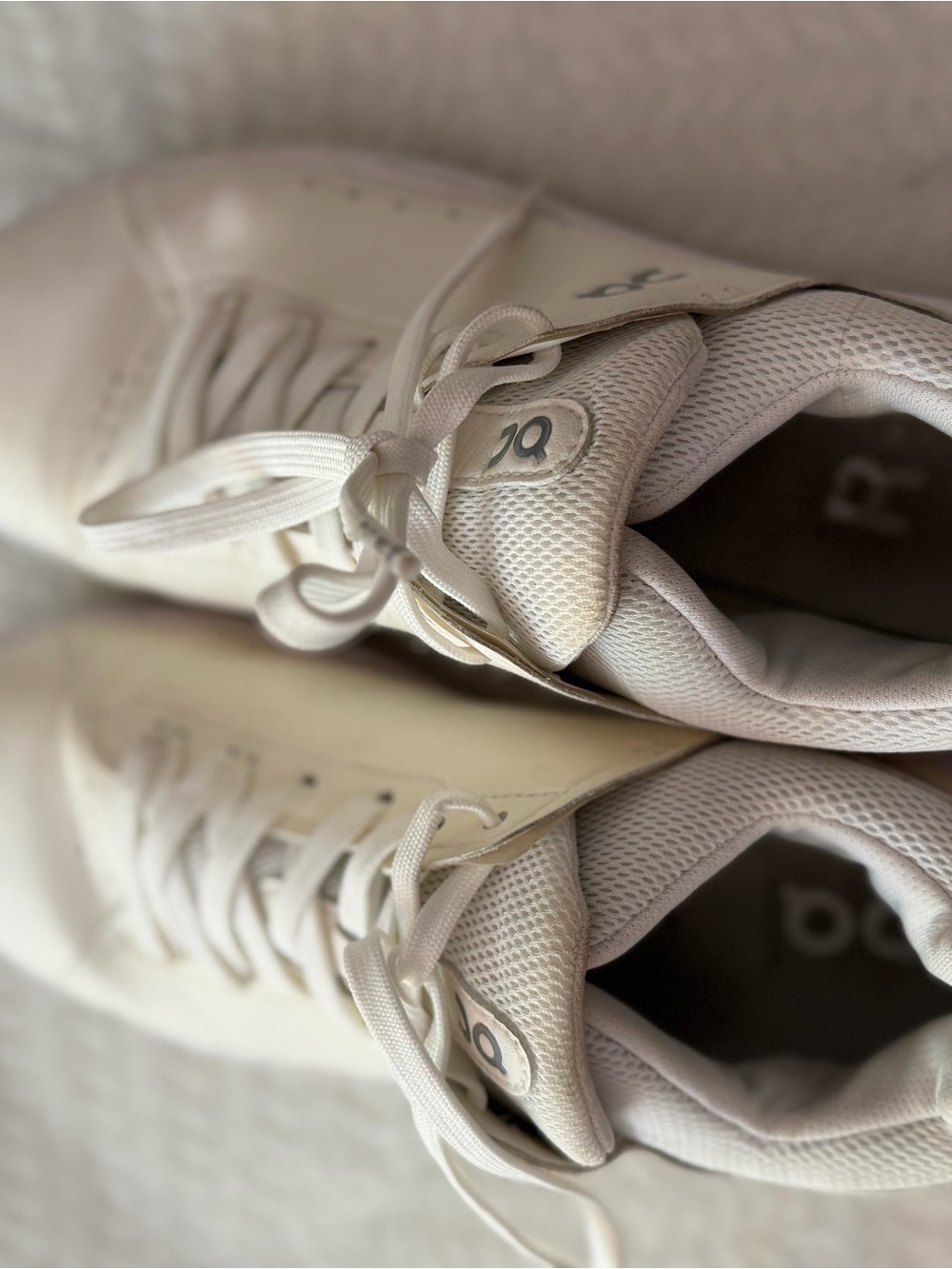 On Running The Roger Advantage 8.5W Sneakers - Picture 7 of 9